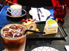 -Salon de The de Joel Robuchon(外滩18号店)