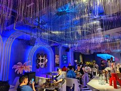 -Darling Queen·Mini·Live·House