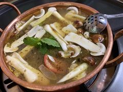 -银同牦牛肉火锅