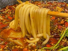-鸿顺老铁锅美蛙鱼府(解放碑店)