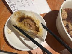 蟹黄包-花园茶楼(兴城西路店)