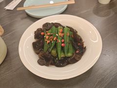 -东北范·金牌肘子·杀猪菜(美乐城店)