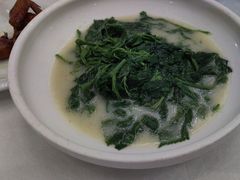 -五谷芳乳鸽王(海景店)