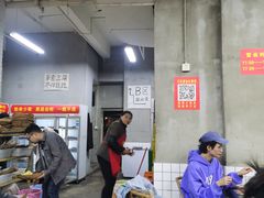 -咏勝锑锅麻辣烫(净居寺路总店)