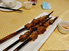 戈壁滩红柳烤肉-巴扎美食·新疆菜·西域歌舞表演餐厅(新疆大厦店)