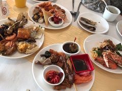 -荣誉国际酒店-云顶旋转餐厅