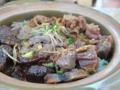 四拼煲仔饭-崖口煲仔饭