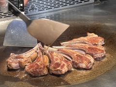 -雍容荟帝王蟹活龙虾展台自助(IFS黑金店)