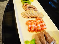 -HOMES上海本帮菜(襄阳公园店)