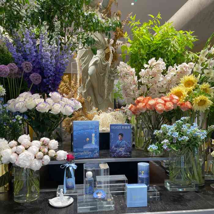 beast野兽派(武汉k11店)-"武汉打卡|野兽派 94商品评价:近期购.