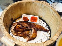 -临界音乐酒馆·小龙虾·江湖菜(华熙LIVE·鱼洞店)