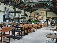 -喜洲吧·江畔老船厂·庭院餐厅(喜临院店)