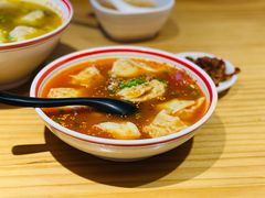 -八二小区抄手(龙湖上城天街店)