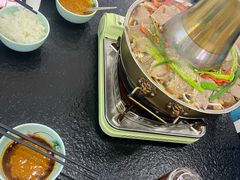 -撒拉人家.酸菜牦牛肉火锅
