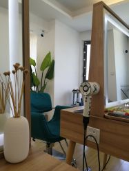 -E.L.K造型momopark店