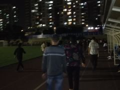 -燕子岗体育场