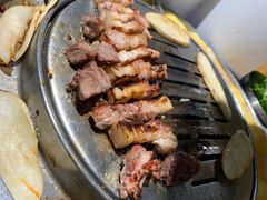 刀鞘五花肉-姜虎东白丁烤肉(恒隆广场店)