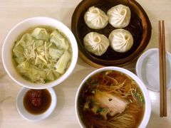-老西白点心店