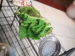 -老石黑山羊毛驴肉火锅(金凯广场店)