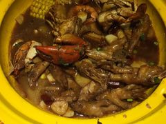 -多嘴肉蟹煲(万达店)