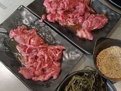 -啊美丽炭火烤肉(滑翔一店)