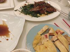 -梅龙镇酒家(南京西路总店)