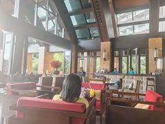 -三亚湾海居铂尔曼度假酒店