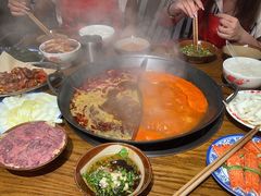 -萍姐火锅·公路夜市(武汉首店)