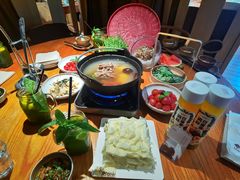 -罗勒家·养生火锅· Bistro(大望路店)