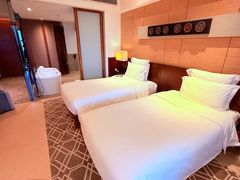 -三亚湾海居铂尔曼度假酒店