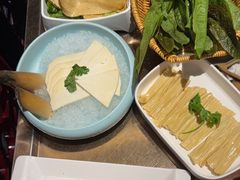 -七欣天香辣蟹火锅(上海银亿滨江店)