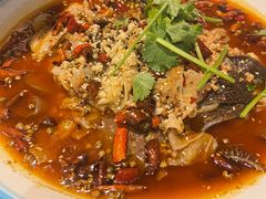 -半步颠小酒馆(繁花中心)