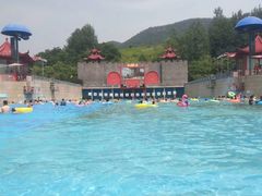 -汤山欢乐水世界