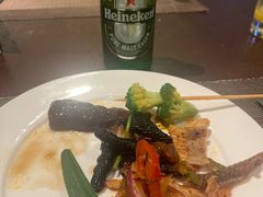 -大中华希尔顿酒店-念自助餐·嗨啤·小龙虾