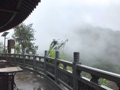 -云卷云书咖啡厅