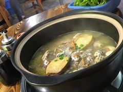 鲍鱼花螺鸡煲-吉品莞家·鲍鱼鸡煲(东莞店)