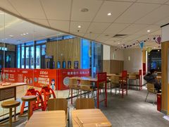 大堂-麦当劳(津南吾悦广场店)