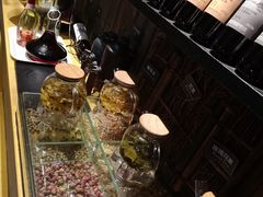 -领鲜活海鲜榴莲自助火锅(东门店)