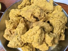 -BHC炸鸡(明洞总店)