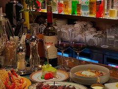 -Mogul Eatery·大亨餐酒馆