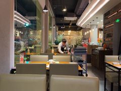 -莲餐厅·湖北菜·潜江小龙虾店(愚园路店)