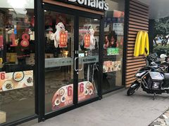 门面-麦当劳(乳山路店)