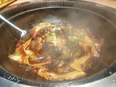 -咱屯子铁锅炖直营店(保利店)