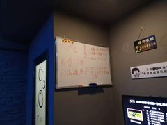 -VR 间客漫·PS电玩·虚拟现实包间游戏电竞(街道口店)
