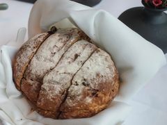 餐前面包-云厨·高空西餐厅(成都瑯珀·凯悦臻选酒店)