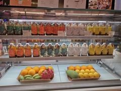 零售区-奈雪的茶(湖滨银泰in77C区PRO店)