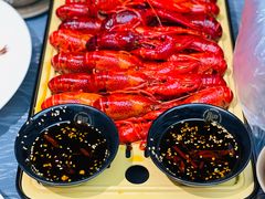 -肥肥虾庄·金牌油焖大虾(东湖欢乐谷店)
