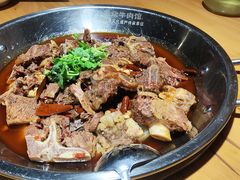 -大众跷脚牛肉馆·非遗传承单位(峨眉山店)