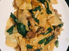 肉片炒春笋-民间瓦缸煨汤館(嵩山路店)