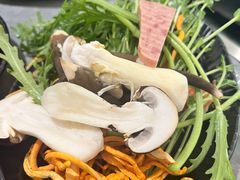 -一绪に寿喜烧(虹悦城店)